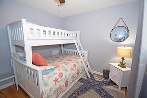 Seabay Vista II 102 2 Bedroom Condo by RedAwning