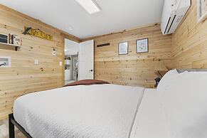 Gone Fishin 2 Bedroom Cabin by RedAwning