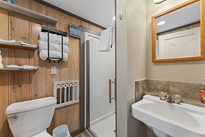 Gone Fishin 2 Bedroom Cabin by RedAwning