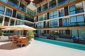 Sunny Hall Flats
