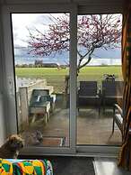 Dog Friendly Bed & Bowl Beach Chalet