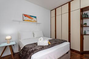 5 Minutes From Copacabana Beach Br608