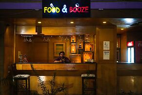 RENTON MANOR BY JOY STAYS