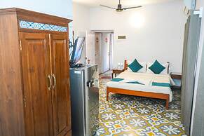 RENTON MANOR BY JOY STAYS