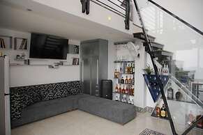 Fortview International Hotel