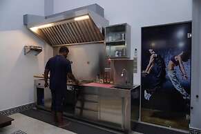 Fortview International Hotel