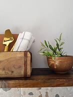 Thalia Bloom Villa Apartments