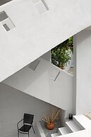 Thalia Bloom Villa Apartments