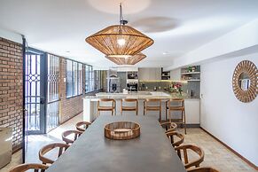 Casa Alma - Luxury Home