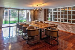 Casa Alma - Luxury Home