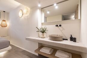 Frescoes Luxury Suites