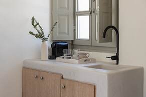 Frescoes Luxury Suites