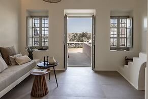 Frescoes Luxury Suites