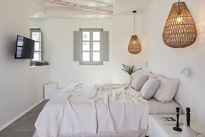 Frescoes Luxury Suites