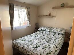 Budget 3 Bedroom Caravan With Decking at Heacham