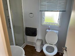 Budget 3 Bedroom Caravan With Decking at Heacham