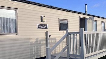 Budget 3 Bedroom Caravan With Decking at Heacham