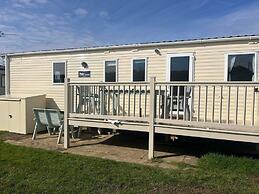 3 Bed 8 Berth Caravan With Decking Free Wifi
