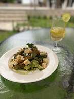 AKUAIPPA HOSTAL RESTAURANT