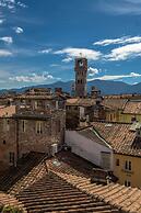 Georgia Penthouse in Lucca