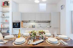 Georgia Penthouse in Lucca