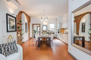 Georgia Penthouse in Lucca