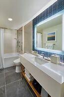 Renaissance Residences Oahu Honolulu