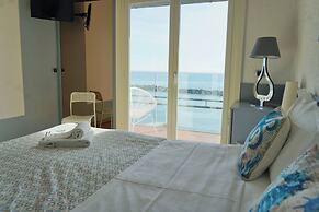 VILLA RITA SEA FROT VIEW