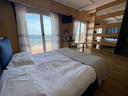 VILLA RITA SEA FROT VIEW