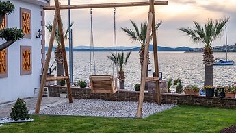 AYVALIK TRİNGO BUNGALOV