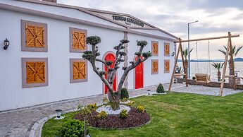 AYVALIK TRİNGO BUNGALOV