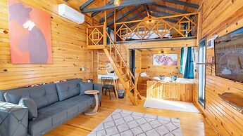 AYVALIK TRİNGO BUNGALOV