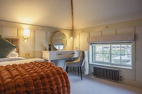 The Crown Inn at Burnham Beeches