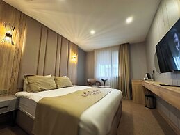 Kaya Home Hotel
