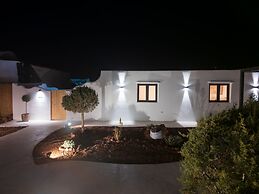 Electra Suites & Spa