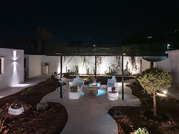 Electra Suites & Spa