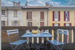 Garibaldi s Balcony in Como