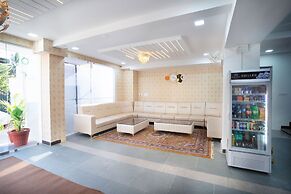 Treebo Galaxy Kings Suites, Hebbal