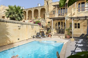 Tal-Kitarra Villa