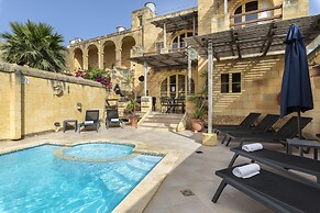 Tal-Kitarra Villa
