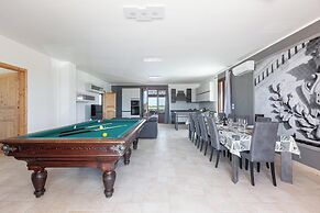 Villa Dei Re With Pool Sauna And Jacuzzi