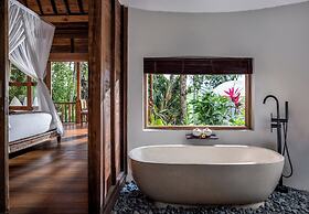 Berlima Wooden Lodge by Pramana Villas