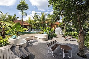 Berlima Wooden Lodge by Pramana Villas