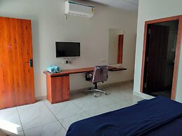 Unique Hotel and Stays