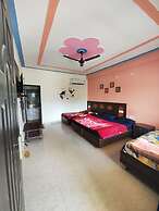 Goroomgo Naturevilla Cafe & Homestay Rishikesh