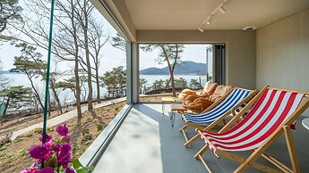 Ganghwado Lafamilia Pension