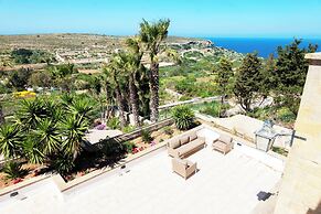 Nirvana Gozitan Villa & Pool