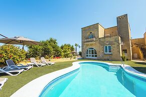 Nirvana Gozitan Villa & Pool