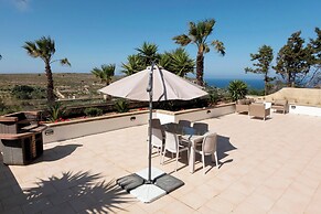 Nirvana Gozitan Villa & Pool