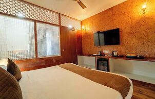 The Royal Paradise Resort and Salt Yard